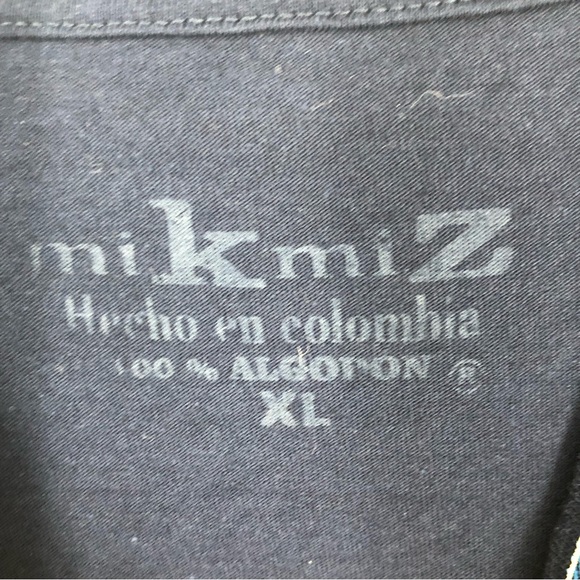 Columbia Vibrant Colored Graphic Tee w/Toucan and Aztec Trim at neck/Sleeves XL - Picture 5 of 6